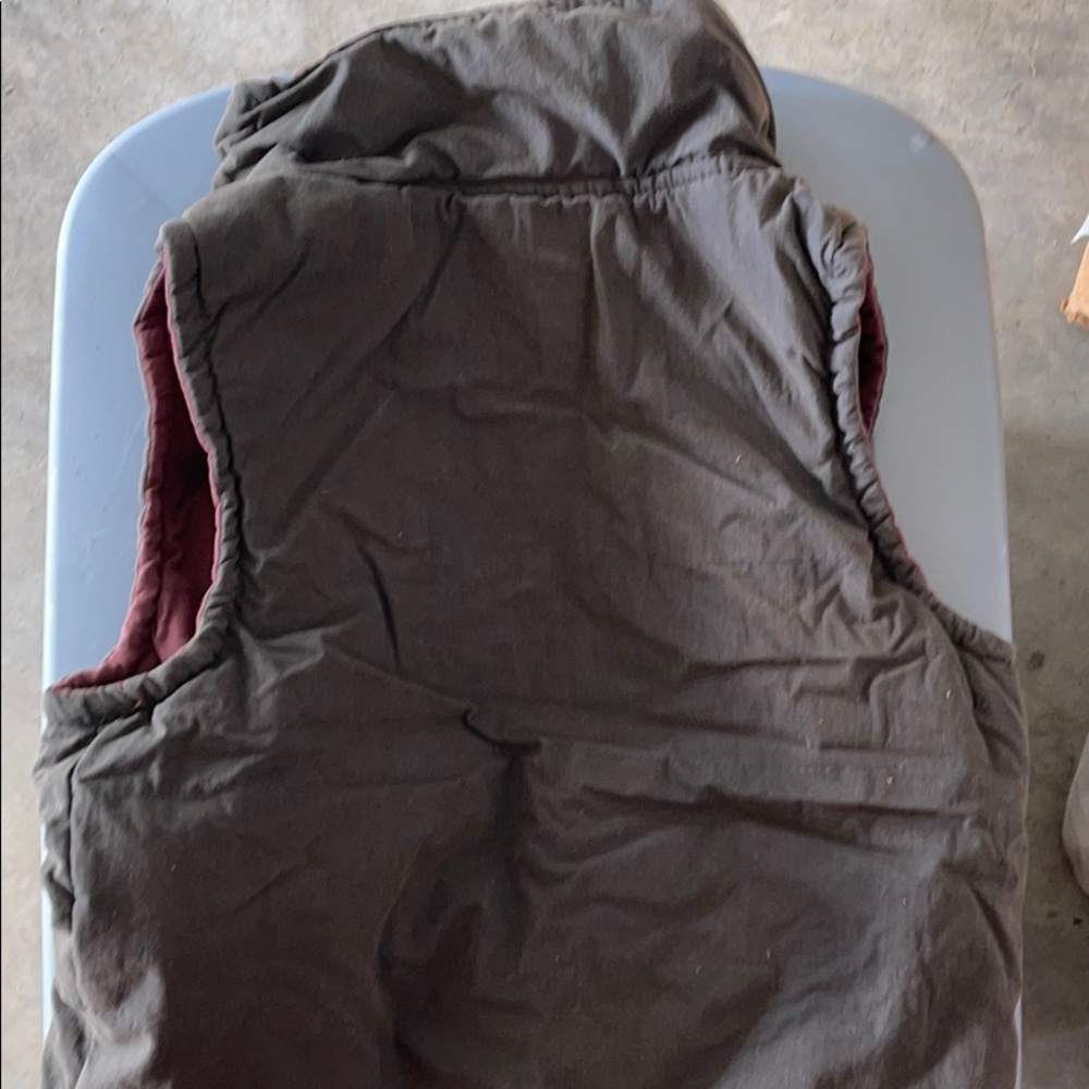 Reversible vest - Picture 3 of 5
